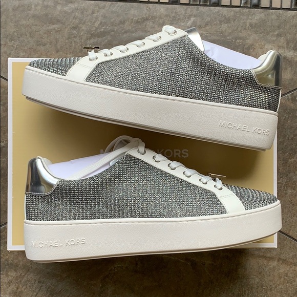 MICHAEL KORS POPPY LACE UP GLITTER CHAIN MESH SILV - Picture 12 of 16